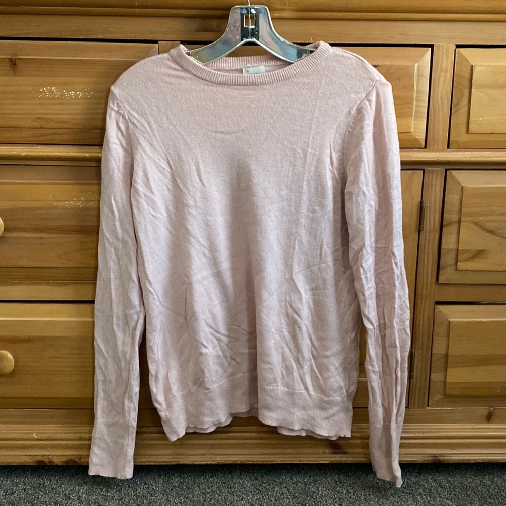 Light pink sweater